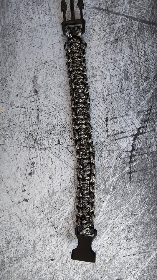 Bracelet de survie en type paracorde – Noir & acier