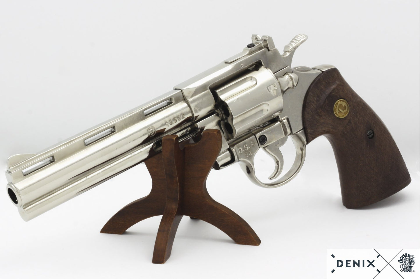 Réplique 6 "revolver phyton, USA 1955