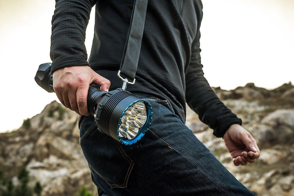 Olight X9R Marauder - Grosse Lampe Torche 25000 Lumens