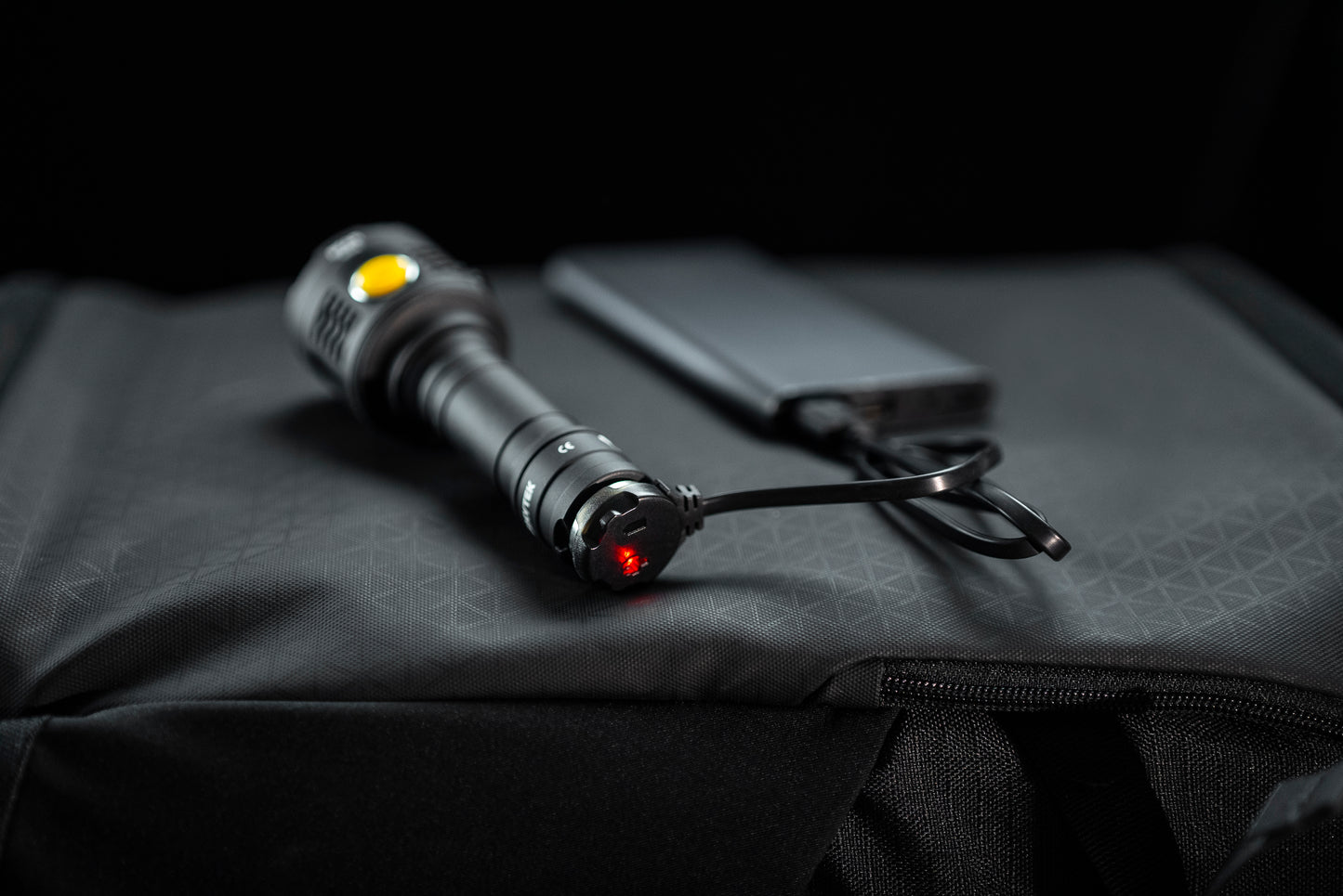 Bear WRG - 1500 Lumens Blanc / 180 Lumens Vert / 130 Lumens Rouge