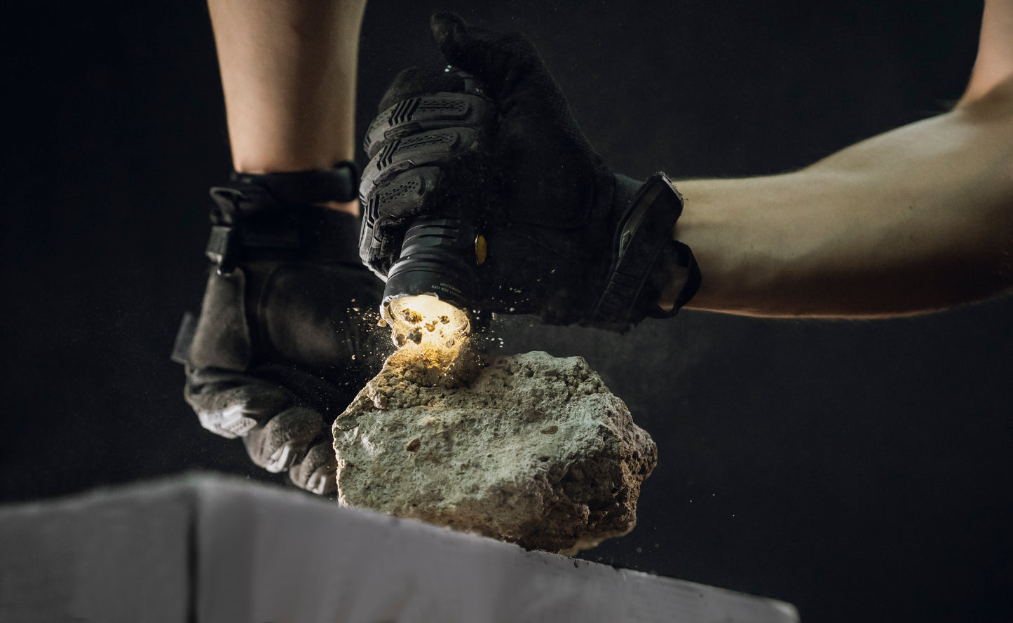 Prime C2 PRO MAX V4 Magnet USB – 4000 Lumens